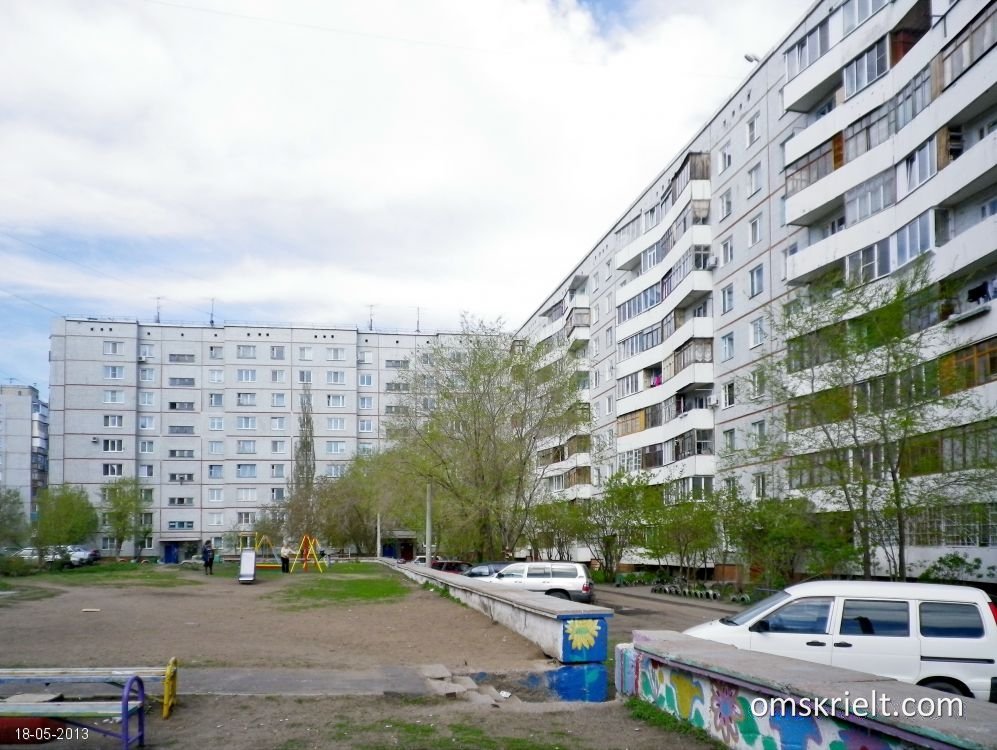 Улица маршала рокоссовского волгоград. Рокоссовского 28. Рокоссовского 28 омск. Рокоссовского 40а псков. Улица рокоссовского волгоград.